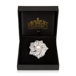 Online Flower With Pearl Brooch Brooches