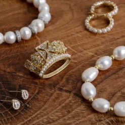 Online Gold Diadem Crown Brooch Brooches