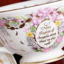 Queen Elizabeth Ii Commemorative Teacup And Saucer Cups & Saucers