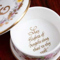 Outlet Queen Elizabeth Ii Commemorative Pillbox Queen Elizabeth Ii Commemorative Range