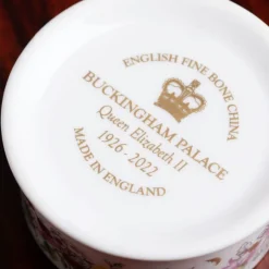 Outlet Queen Elizabeth Ii Commemorative Pillbox Queen Elizabeth Ii Commemorative Range