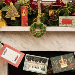 Discount Windsor Castle Wreath Decoration Decorations