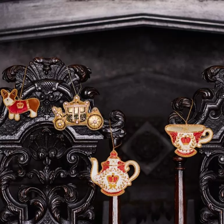 Royal Collection Shop Decorations*Buckingham Palace Corgi In Coat Decoration