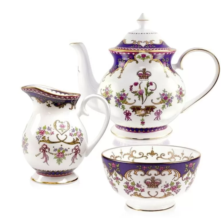 Royal Collection Shop Afternoon Tea*Queen Victoria Tea Set